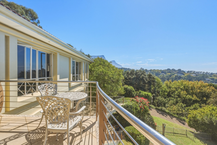 7 Bedroom Property for Sale in Constantia Western Cape